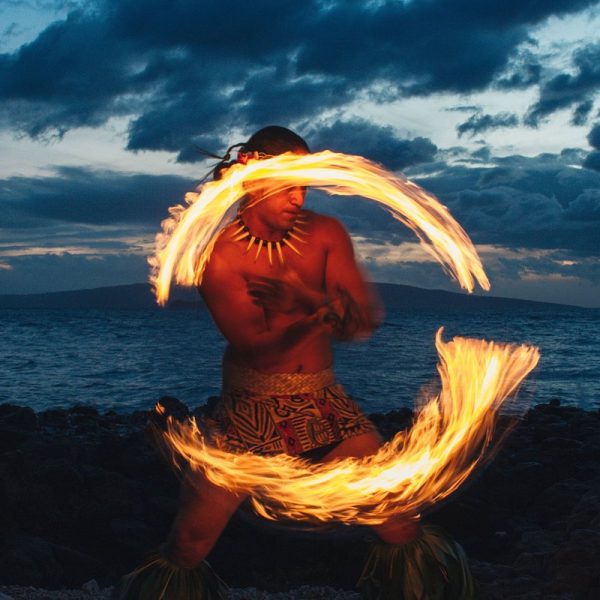 te-au-moana-fireknife